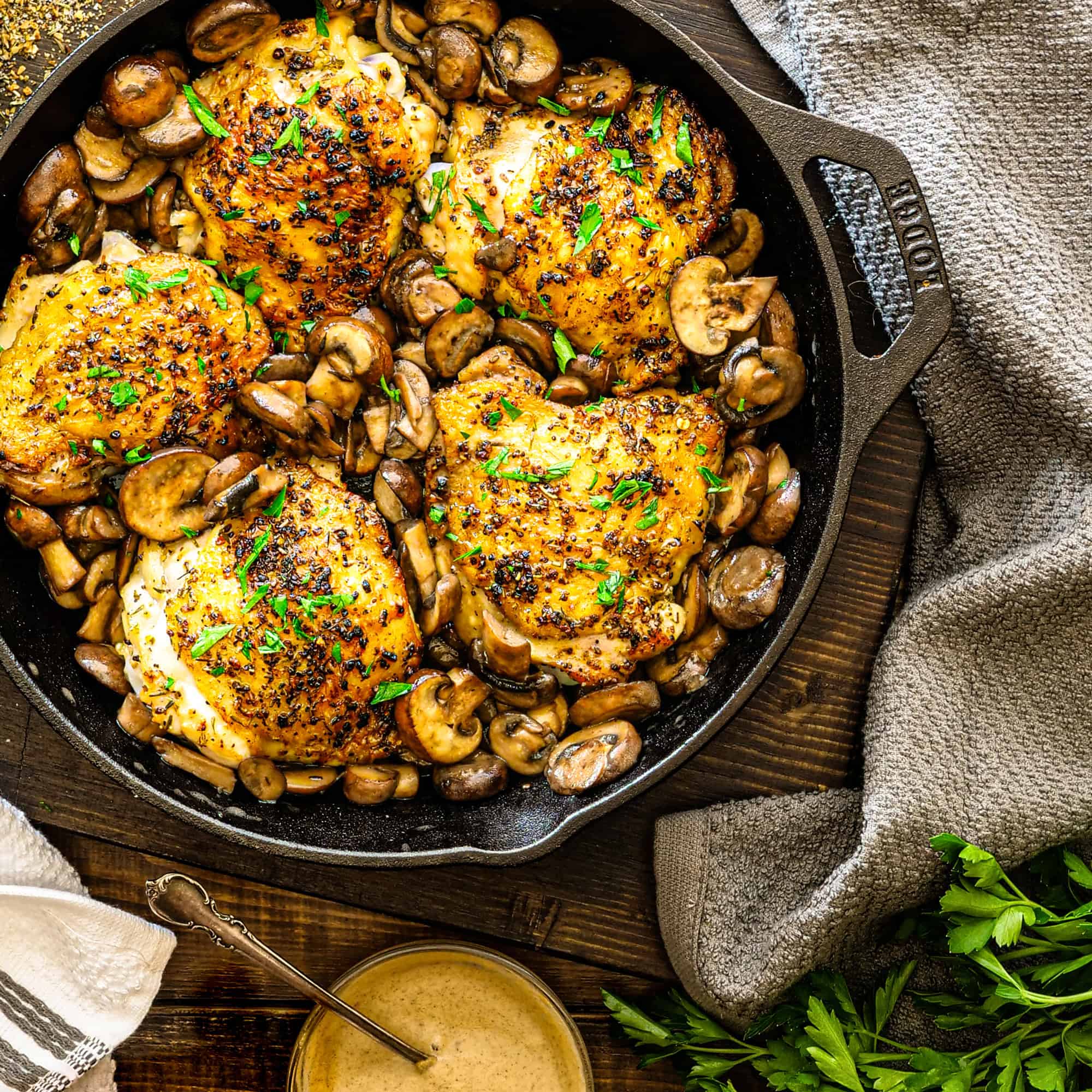Herbed Chicken Thighs with Buttery Mushrooms
