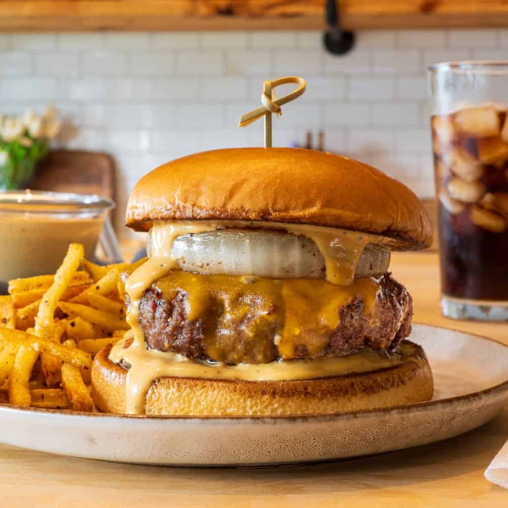 Kinder's Restaurant Style Burger